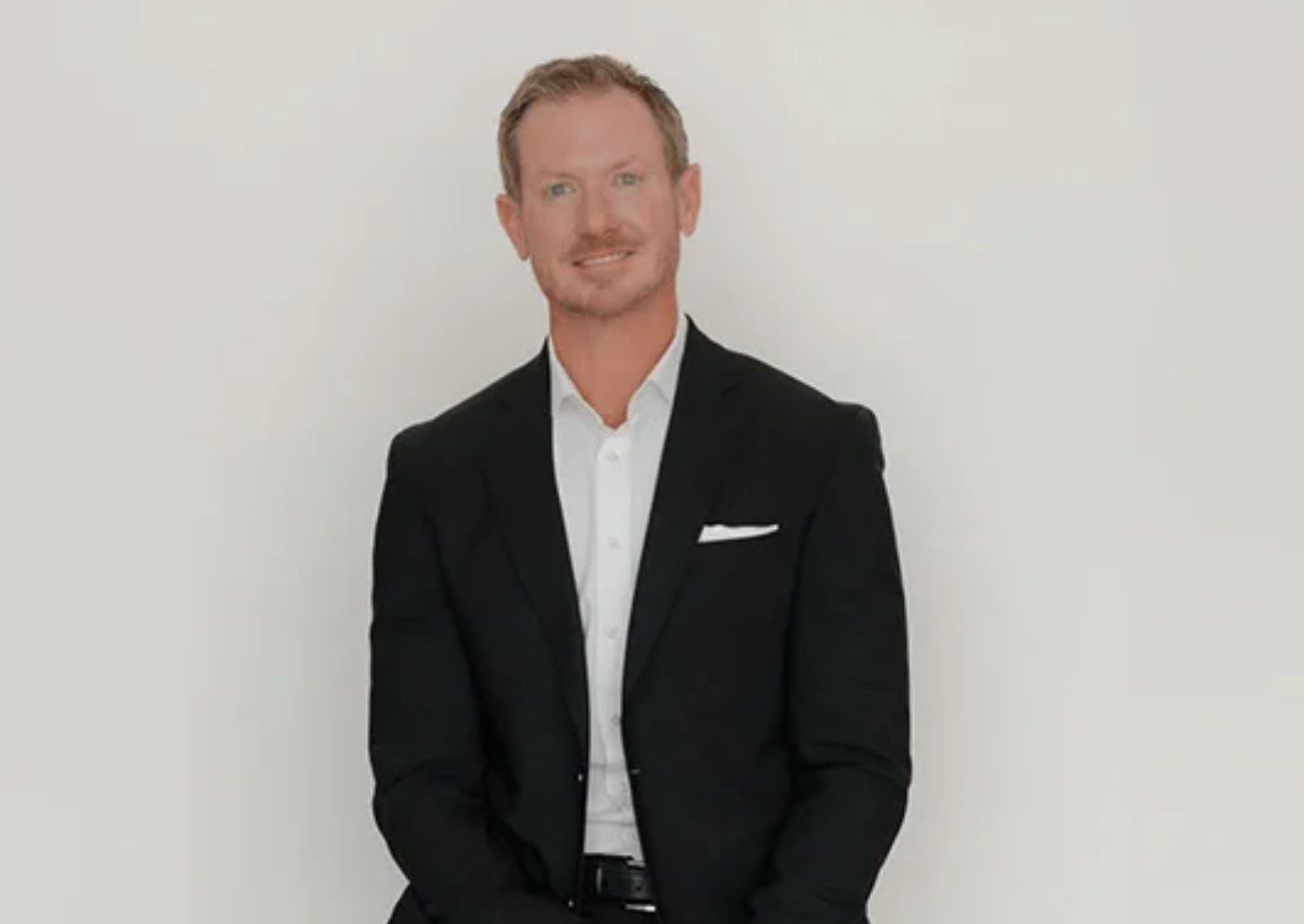 Dr. Kendall Carll, M.D.